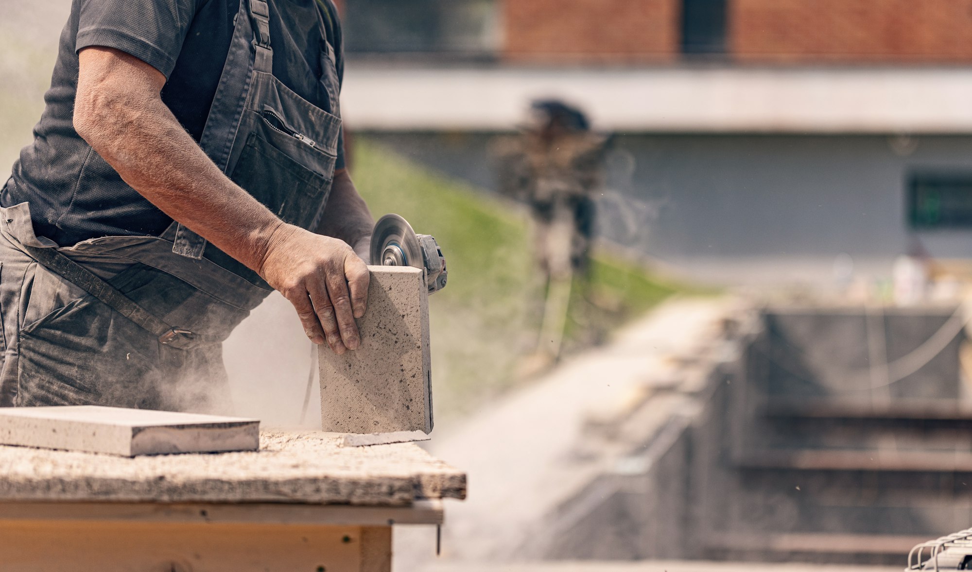 Process of cutting stone